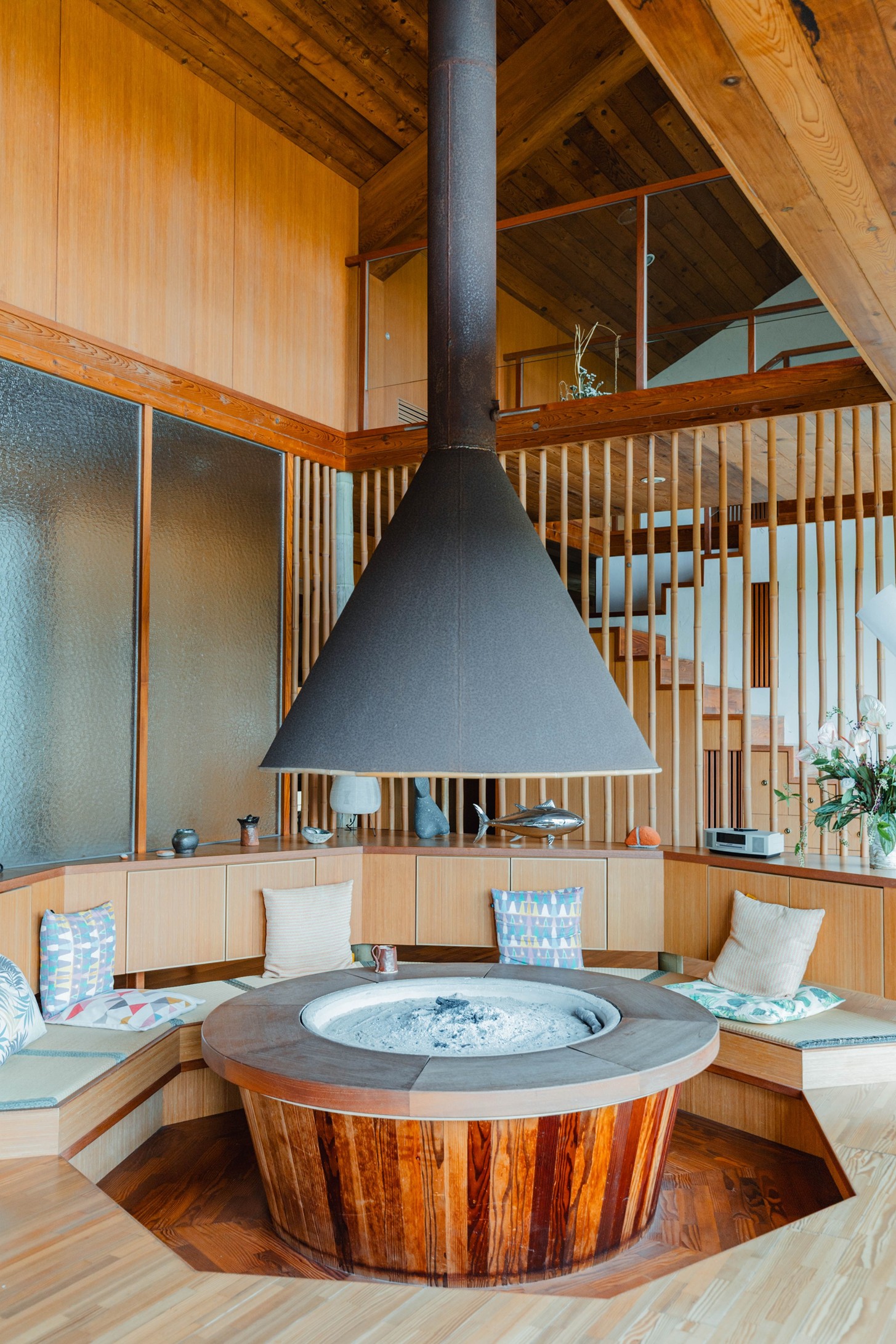 子隆山房3F招待空間的火爐